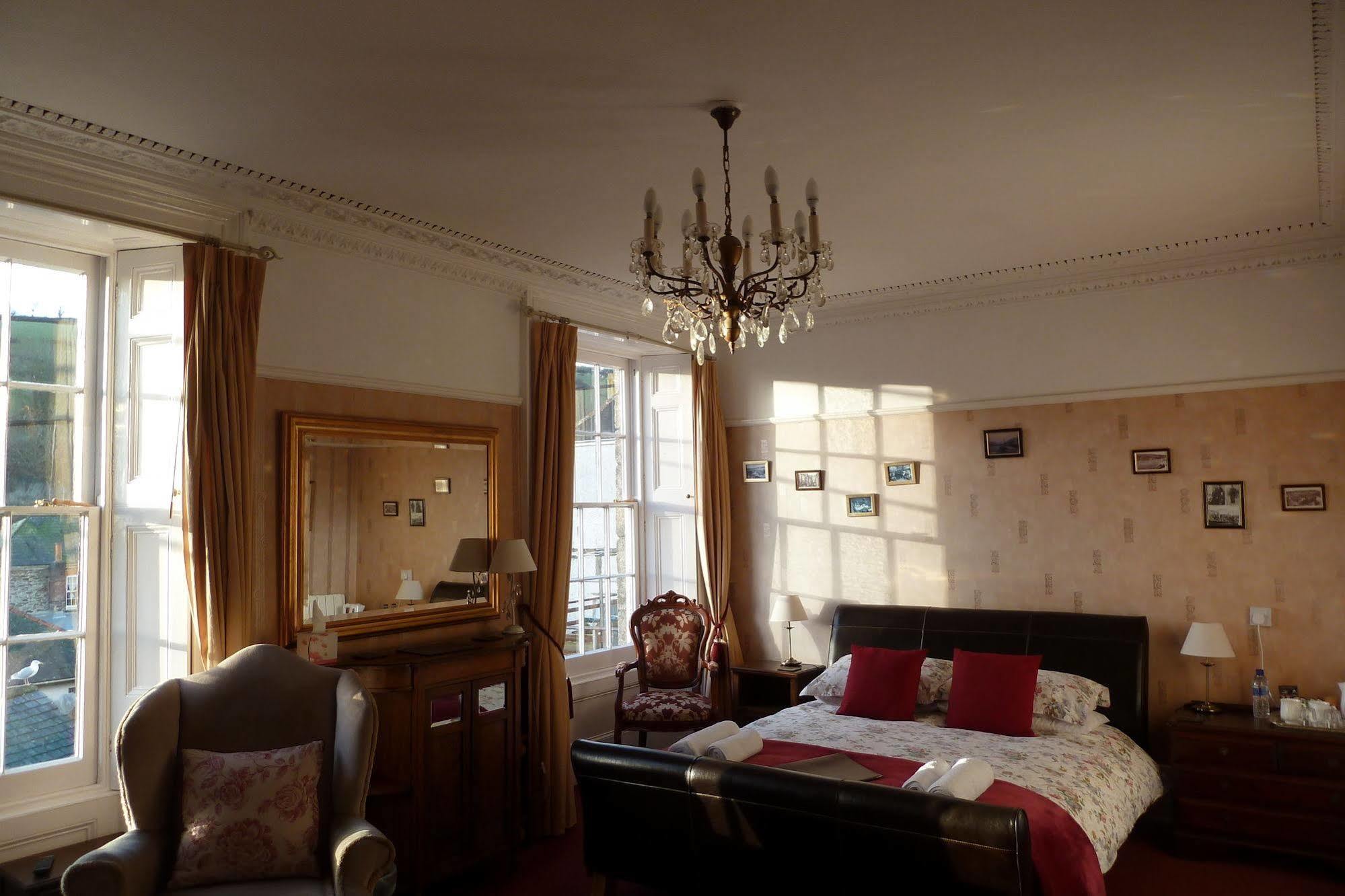 梅瓦吉西Buckingham House住宿加早餐旅馆 外观 照片